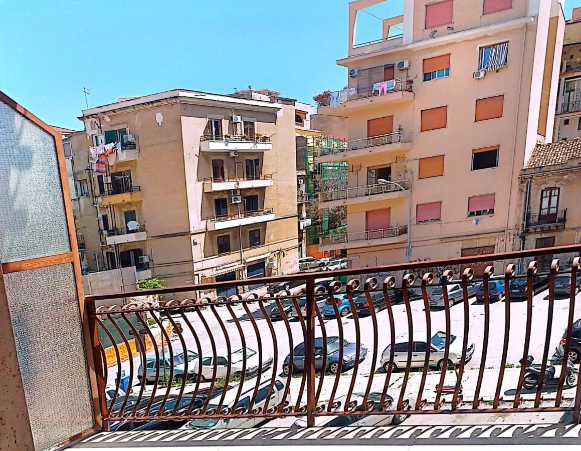 Ferienwohnung Casa Al Centro Palermo Exterior foto